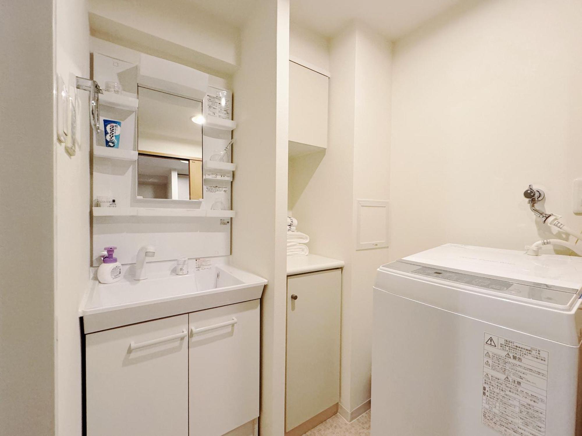 クリスタルコート難波 Apartman Oszaka Kültér fotó