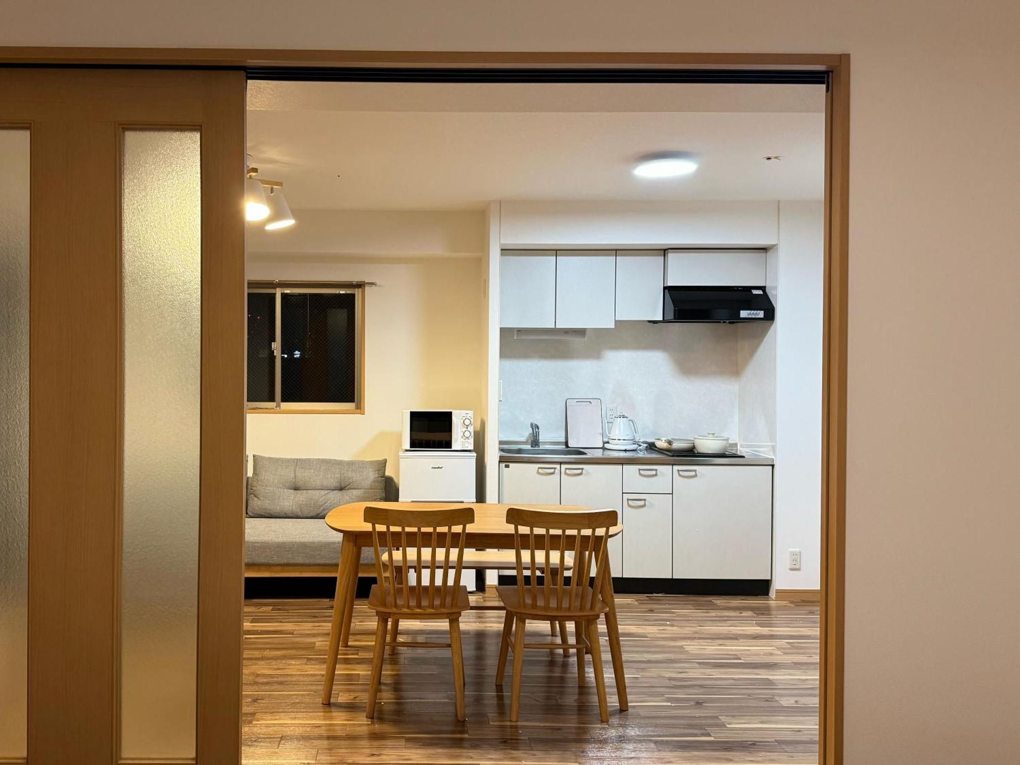 クリスタルコート難波 Apartman Oszaka Kültér fotó