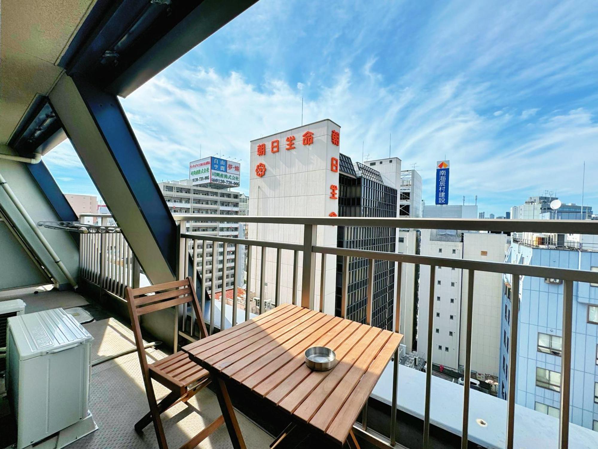 クリスタルコート難波 Apartman Oszaka Kültér fotó