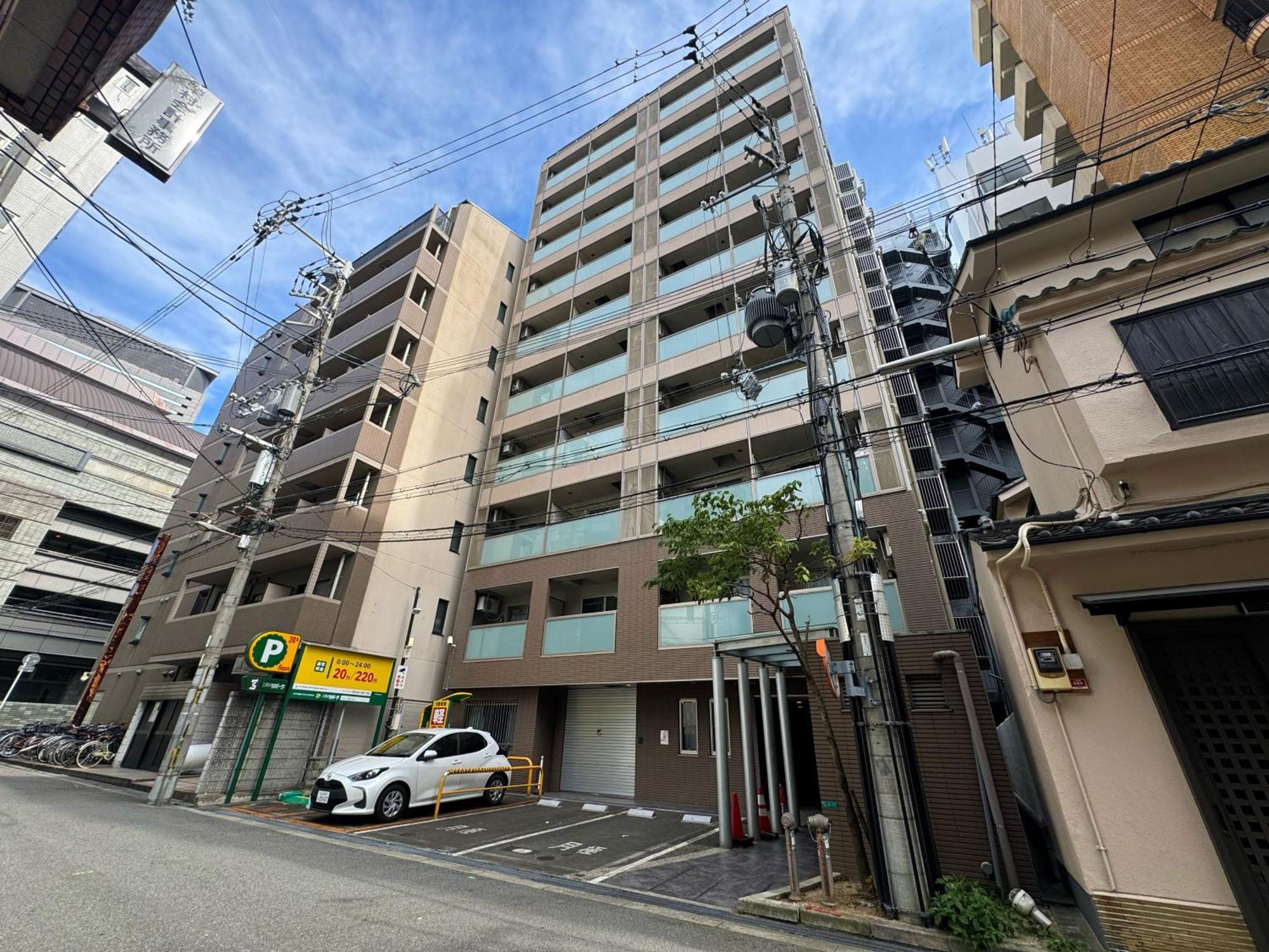 クリスタルコート難波 Apartman Oszaka Kültér fotó