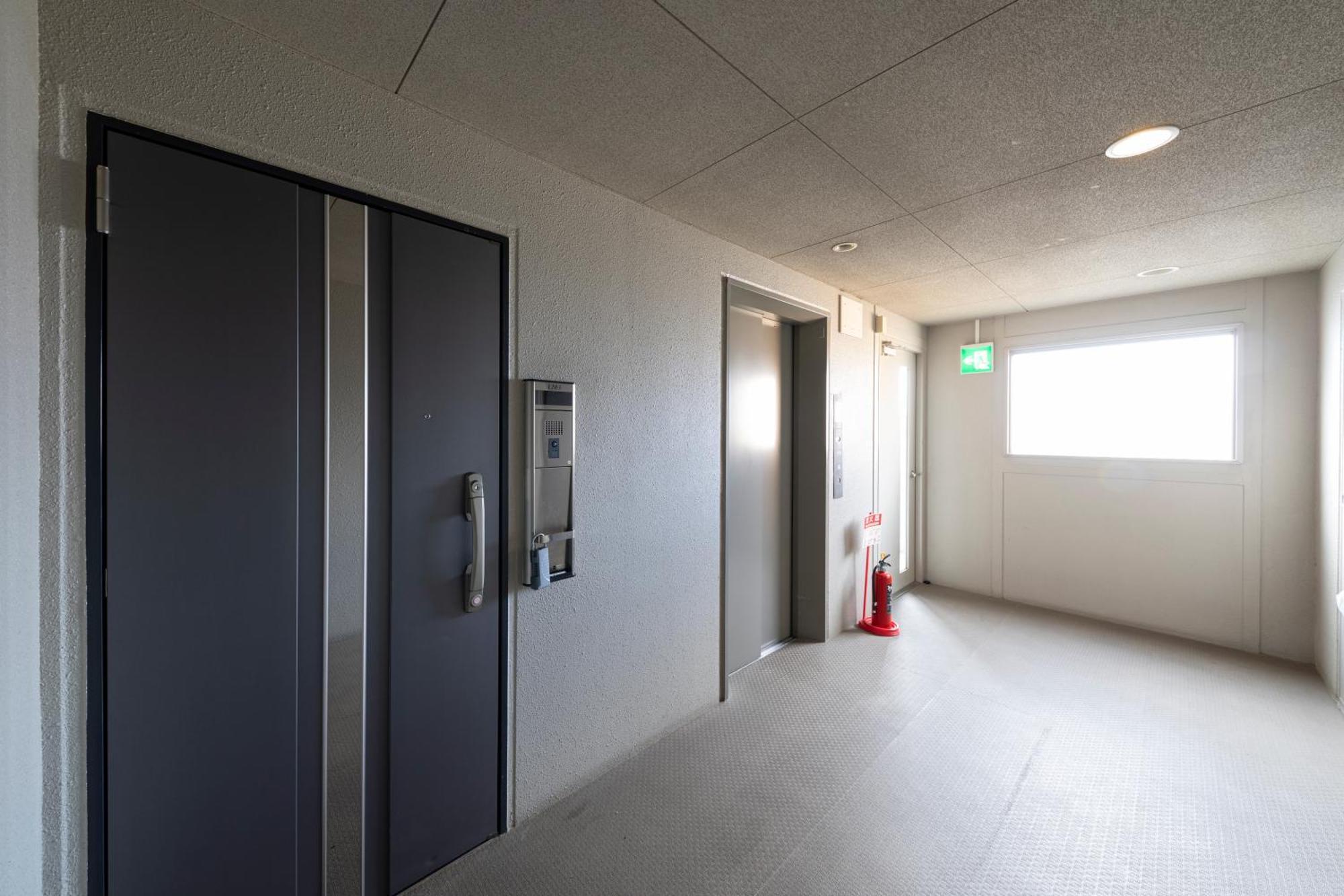 クリスタルコート難波 Apartman Oszaka Kültér fotó