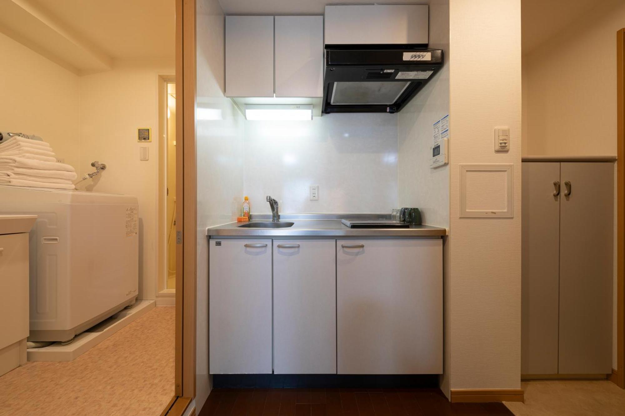 クリスタルコート難波 Apartman Oszaka Kültér fotó